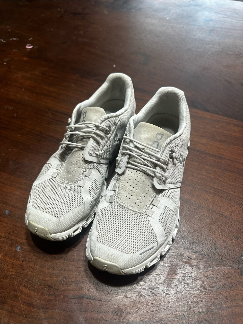 On Running Women’s Light Gray/Beige Breathable Sneakers